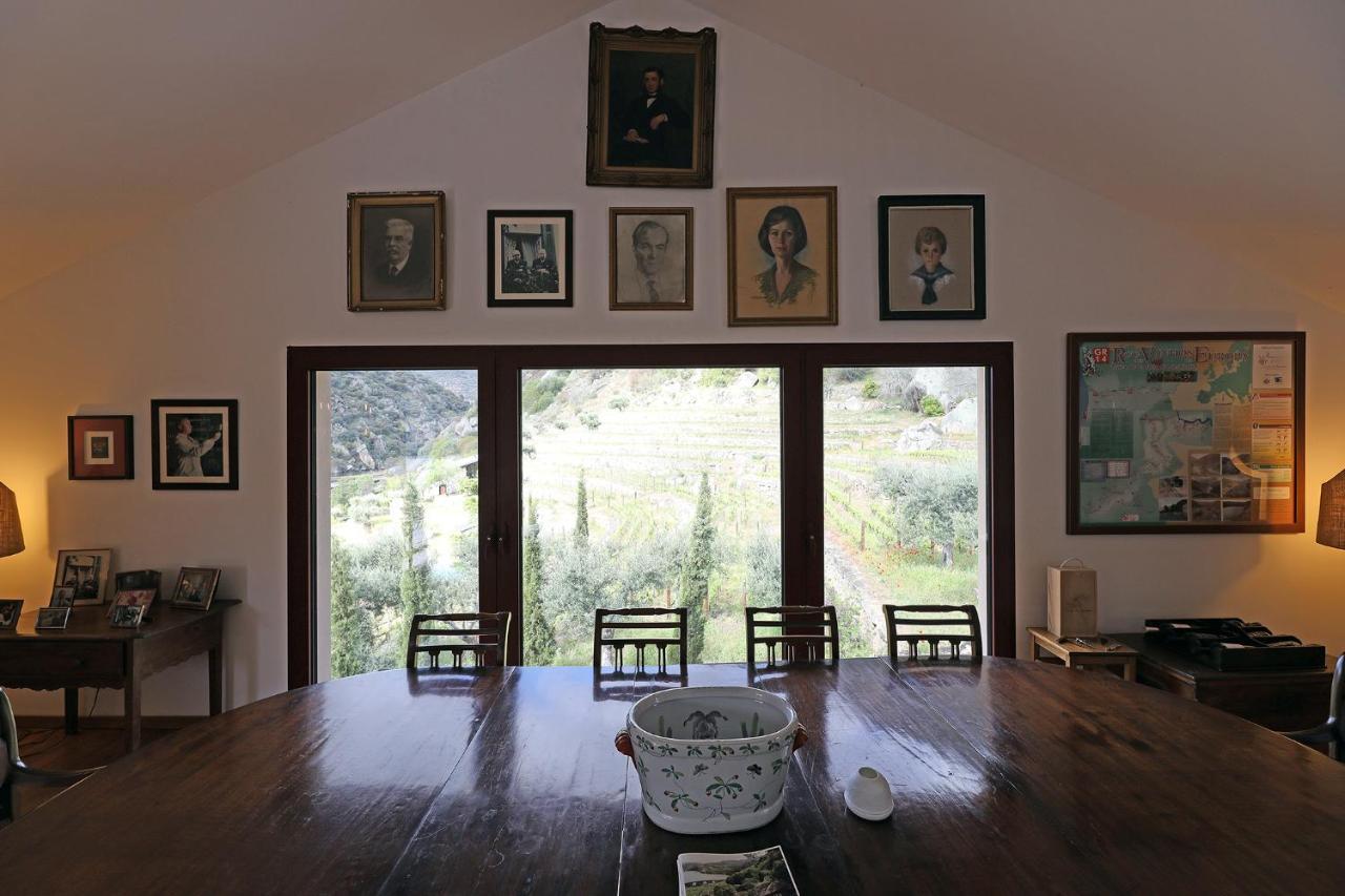 Quinta Da Ferradosa Wines Guest House เซาโจเอา ดา เปชเกรา ภายนอก รูปภาพ